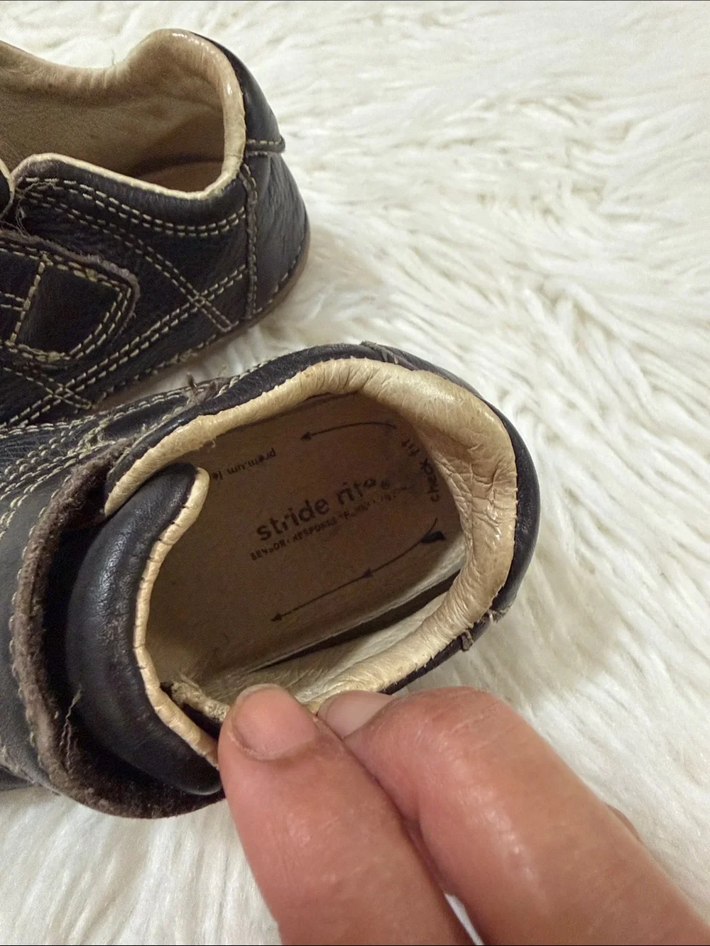 Baby Stride Rite Brown Leather Velcro Sneakers Size Size 5